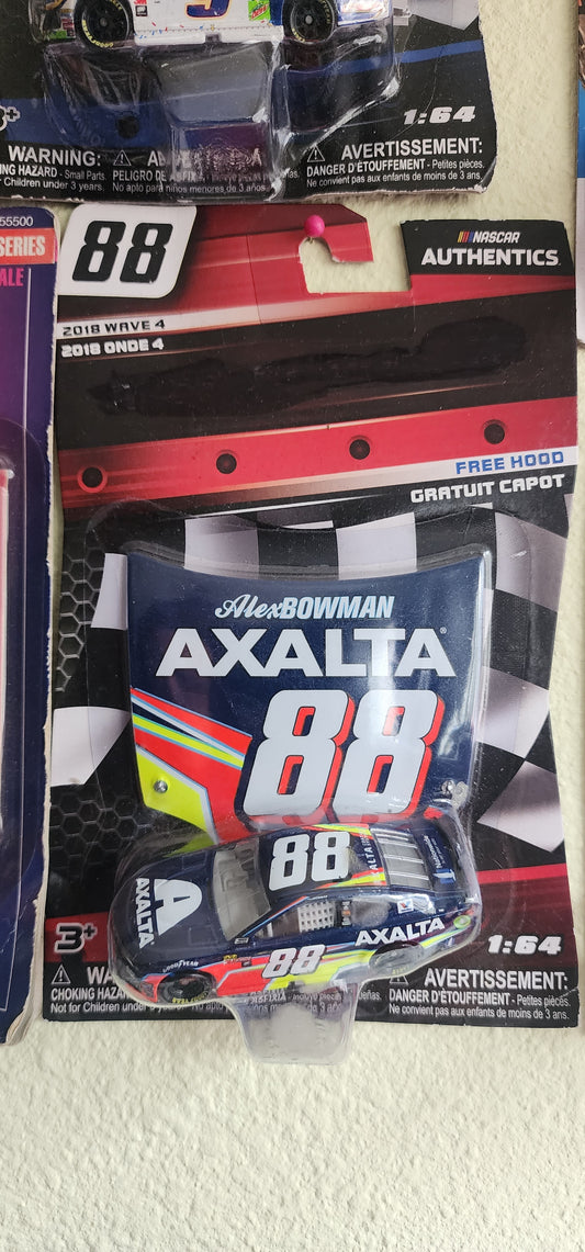Alex Bowman #88 Axalta 2018 Wave 4 NASCAR Authentics 1:64