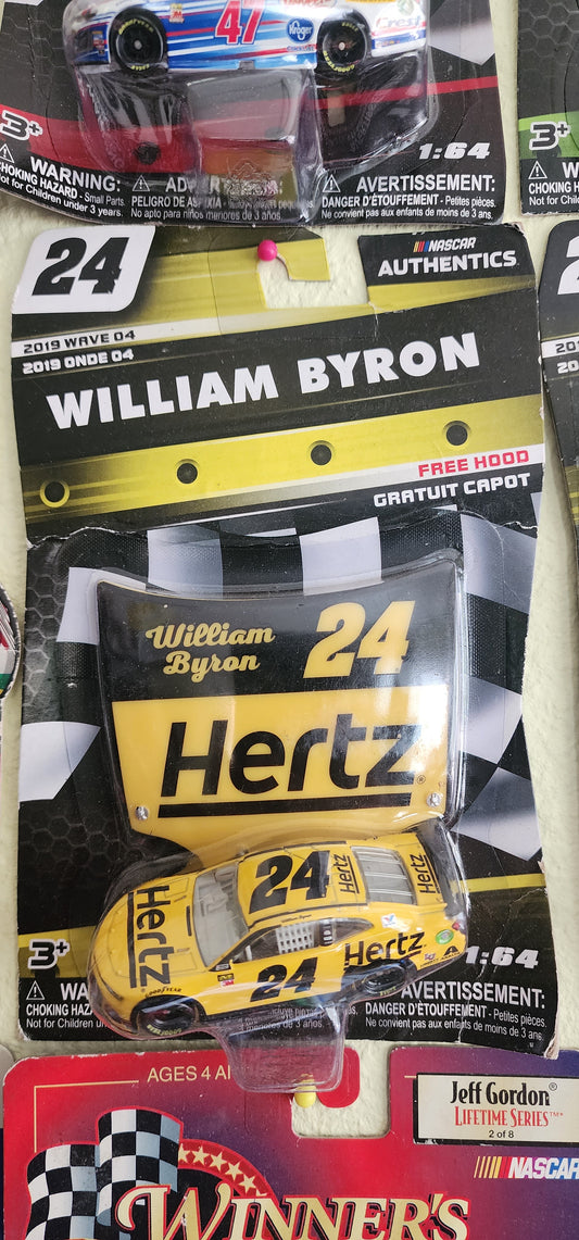 2019 William Byron Hertz 1:64 scale car NASCAR Authentics
